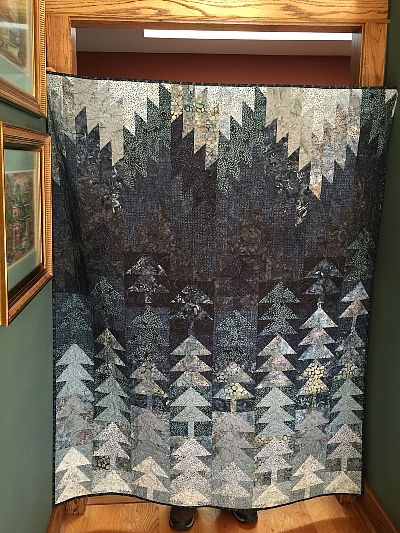 Beautiful Mottled Fabrics Make a Stunning Quilt - Quilting Digest Winter Solstice Quilt Pattern, Moody Quilt Pattern, Winter Quilt Patterns, Winter Solstice Quilt, Mountain Quilt Block, Solstice Quilt, Quilt Wedding, Mountain Quilt Pattern, Mountain Quilt