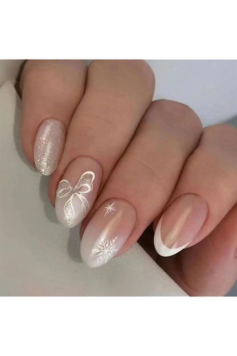 24 Pcs White French Press on Nails Short Square - Christmas Fake Nails Press Ons Bow Snowflake False Nail Tips with Glitter Powder Design Glue On Nails Artificial Acrylic Nail Kit for Women Manicure Fake Acrylic Nails, Fake Nails White, Xmas Nails, Stick On Nails, French Tip Nails, Nail Accessories, Nail Kit, Holiday Nails, False Nails