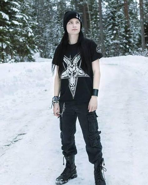 Goth Outfits Men, Emo Boy Outfits, Metalhead Fashion, Metalhead Guy, Metal Outfit, Goth Fits, Metal Boy, Goth Guys, Heavy Metal Fashion