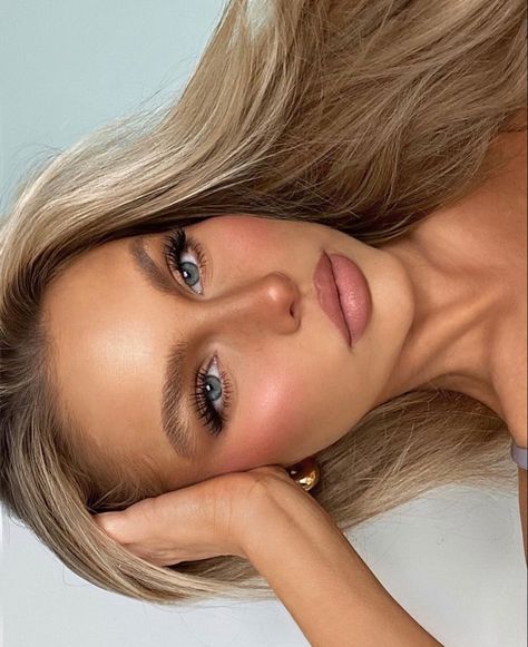 Brookelle Mckenzie, Wedding Hairstyles And Makeup, Formal Makeup, Makeup For Blondes, Smink Inspiration, Long Blonde, Makeup Pictures, Wedding Hair And Makeup, Makeup Eyeliner