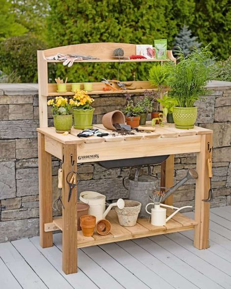 25+ Inspiring DIY Garden Ideas That Promotes Peace - Gravetics Garden Bench Table, Potting Ideas, Garden Work Bench, Potting Bench Ideas, Potting Bench Plans, Outdoor Potting Bench, Spring Garden Decor, Potting Table, Potting Tables