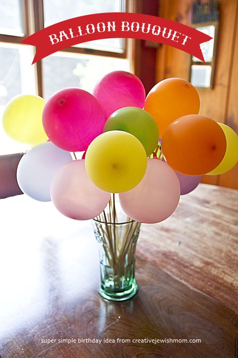 Simple Birthday Party Table Decorations, Mini Balloon Arrangement, Diy Birthday Table Decorations Simple, Balloons On Sticks Centerpiece, Diy Table Centerpieces For Party Cheap, Brown Hairdos, Kids Party Centerpieces Diy, Mom Birthday Ideas Decorations, Easy Birthday Centerpieces