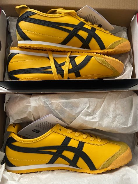 Yellow Shoes Aesthetic, Onitsuka Tiger Women Outfit, Onitsuka Tiger Outfit, Mustard Shoes, Tiger Shoes, 90s Shoes, Blue Suede Shoes, Cute Sneakers, Shoe Inspiration