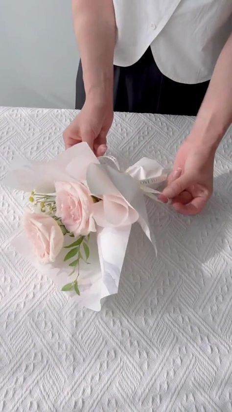 Step-by-Step Tutorial: How to Wrap a Bouquet in Paper Small Bouquet Wrapping Tutorial, How To Make Bouquet Wrap Step By Step, How To Make Flower Bouquet Step By Step, Diy Bouquet Wrap Tutorials, Flower Bouquet Wrapping Ideas, How To Make Bouquet, How To Make A Bouquet, Wrap A Bouquet In Paper, Wrap Flowers In Paper