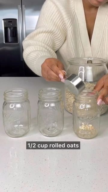 Tasty Overnight Oats, Fayette Nyehn, Overnight Oats Breakfast, Breakfast Meal Prep Ideas, Overnight Oats Recipe Easy, Best Overnight Oats Recipe, Milk Banana, Breakfast Oats Overnight, Oat Recipes Healthy