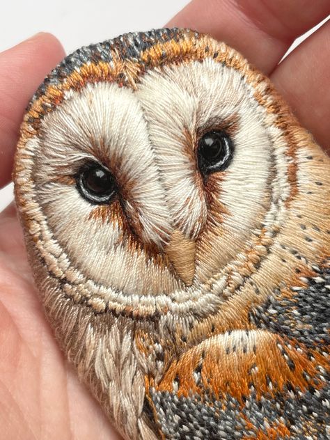 Needlepoint Birds, Realistic Embroidery, Cotton Bolls, Owl Embroidery, Dog Embroidery Designs, Felt Owl, Animal Embroidery Designs, Crochet Wool, Bird Embroidery