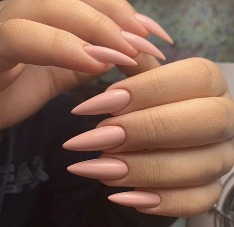 Acrylic Nail Designs Classy, Sharp Nails, Pointed Nails, Exotic Nails, Soft Nails, Pastel Nails, Neutral Nails, Minimalist Nails, Coffin Nails Designs