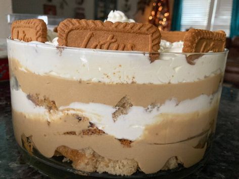 Cookie Butter Shooters, Lotus Biscoff Trifle, Cookie Butter Trifle, Cookie Butter Mousse, Cookie Butter Pudding, Nutter Butter Trifle, Biscoff Trifle Recipe, Biscoff Trifle, Cookie Butter Desserts