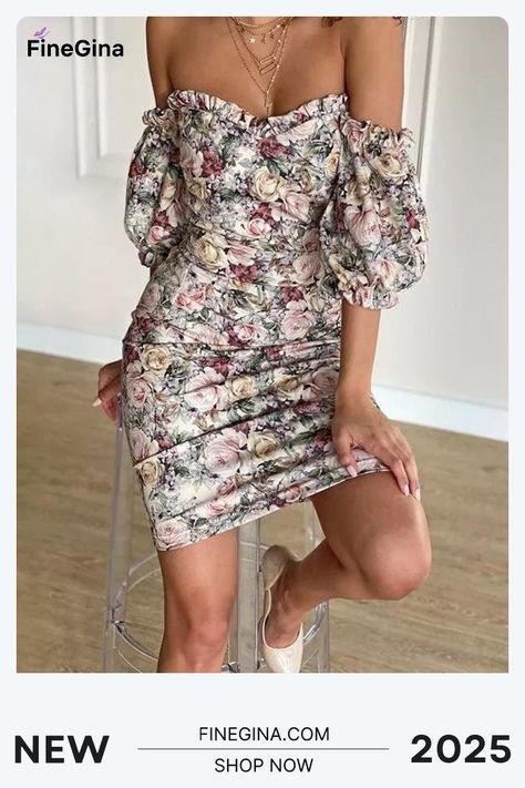 Floral Elastic Waist Wrapped Chest Bodycon Dress for Women Pinterest Pretty, Unique Outfit Ideas, Gothic Kawaii, Kawaii Vintage, Unique Outfit, Bodycon Floral Dress, The Hive, Traditional Attire, Tube Dress