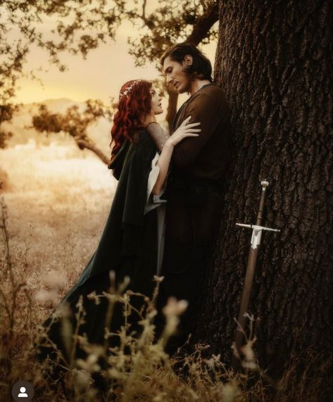 Remember When We First Met, Poppy And Hawke, Photoshoot In The Woods, Medieval Wedding Theme, Fantasy Photoshoot, Lotr Wedding, Forest Engagement Photos, Cosplay Photoshoot, When We First Met