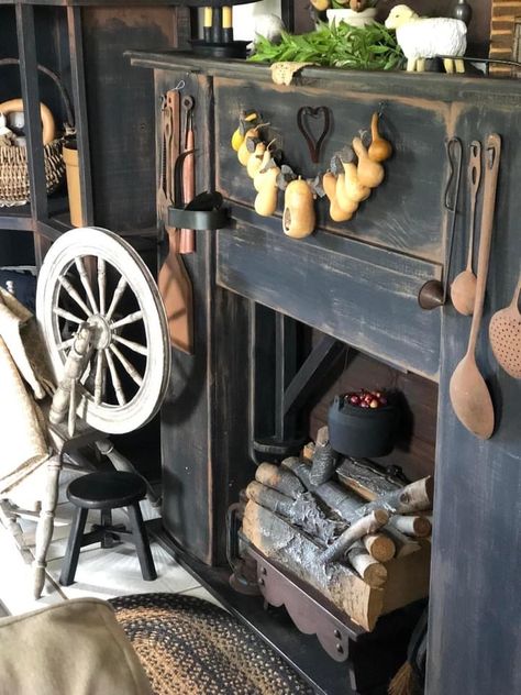 Primitive Fireplace Screen, Primitive Fireplace Ideas, Mobile Home Farmhouse Remodel, Primitive Fireplace Mantle, Fake Fireplaces, Fireplace Filler, Pallet Fireplace, Primitive Fireplace, Primitive Home Decorating