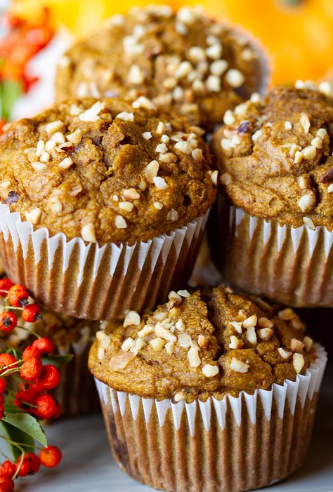 Hazelnut Muffins, Butternut Squash Muffins, Fall Muffins, Butternut Squash Cinnamon, Baked Butternut Squash, Spice Muffins, Organic Maple Syrup, Pumpkin Spice Recipe, Baking Muffins