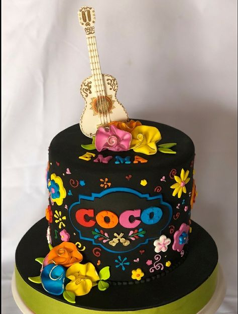 Coco Birthday, Coco Party, Mexican Cake, Coco Disney, Mexican Birthday Parties, Fiesta Cake, Disney Birthday Cakes, Fiesta Birthday Party, Mexican Birthday