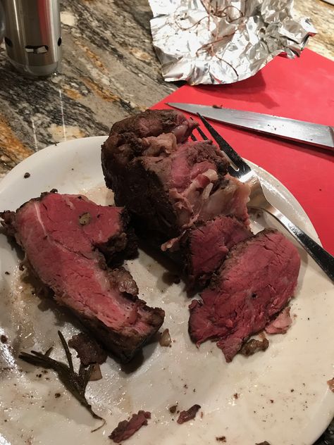 Beef Cross Rib Roast Recipes Crock Pot, Beef Cross Rib Roast Recipes Instant Pot, Beef Chuck Cross Rib Roast Recipes, Best Cross Rib Roast Recipes, Christmas Prime Rib, Cabin Recipes, Boneless Prime Rib Roast, Cross Rib Roast, Rib Dinner