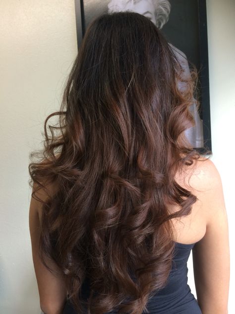 Subtle Brown Hair Color, Medium Length Brown Hair Curled, Brown Long Hair Layers, Sombre Balayage, Heartless Curls, Balayage Brown, Hair Color Streaks, Hairstyles For Layered Hair, Blowout Hair