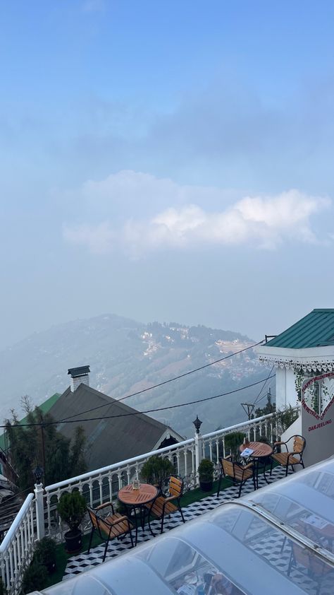 Kalimpong Aesthetic, Darjeeling Snap, Sikkim Culture, Darjeeling Aesthetic, Darjeeling Photography, Mountain View Aesthetic, View Snap, Himalaya Mountain, Travel Infographic