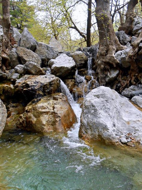 Boulder Rock, 숲 사진, Waterfall Paintings, Tropical Painting, Soyut Sanat Tabloları, Landscape Photography Nature, Landscape Art Painting, Landscaping With Rocks, Water Painting