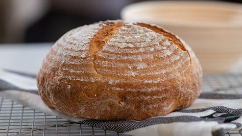 Why Are Banneton Baskets So Useful For Baking? Banneton Proofing Basket, A Loaf Of Bread, Baking Bowl, Proofing Baskets, Kitchen Skills, Loaf Of Bread, Bread Appetizers, Sourdough Bread Recipe, Bread Basket