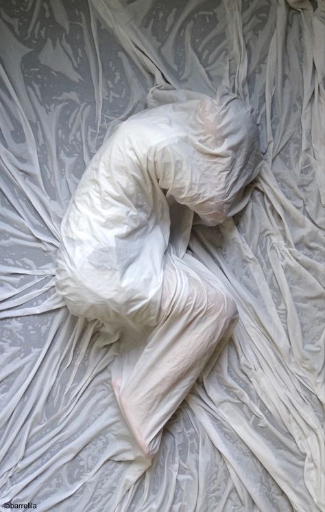 Fabric In Motion, Draped Figure Reference, Posthumanism Aesthetic, Face Pushing Through Fabric, Fabric Portrait Photography, Plastic Sheet Photoshoot, Split In Half Drawing, Woman Hanging Upside Down, Person Lying In Bed Reference