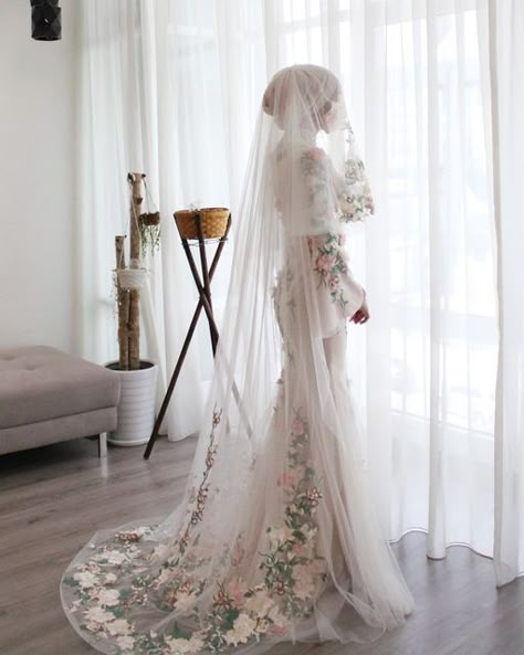 Dentelle Bridal on Instagram: "If it's not already obvious, Bride Ain's wedding dress is heavily inspired by nature. She actually had a mood board made where she had visualized the design and shared it with us. From the inspiration provided, we were able to source for the right fabric, laces and materials to make her dream wedding dress come true. The gown was also customized specially for her. #DentelleBridalCreation #FloralDress #FloralGown #FloralWeddingDress #FloralWeddingGown #WeddingMala Malaysian Wedding Dress, Wedding Dress Reference, Flowery Wedding Dress, Songket Dress, Printed Wedding Dress, Wedding Dresses Hijab, Intimate Wedding Dress, Whimsical Garden Party, Malay Wedding Dress