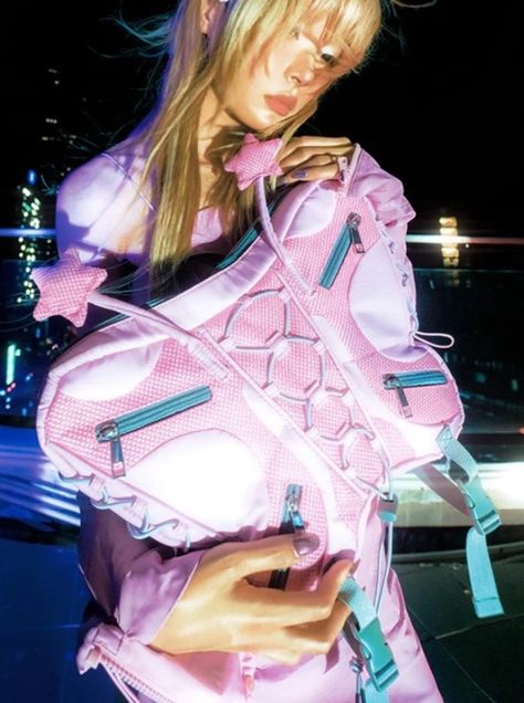 Y3k Aesthetic, Butterfly Backpack, Small Butterfly, Y2k Pink, Pink Backpack, Happy Fun, Pose Reference Photo, Harajuku Fashion, Pink Outfit