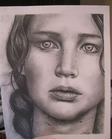 #Katniss Everdeen #thehungergames Hunger Games Drawings, Hunger Games Fan Art, District 12, Coriolanus Snow, Ballad Of Songbirds And Snakes, Songbirds And Snakes, Rachel Zegler, Viola Davis, Suzanne Collins