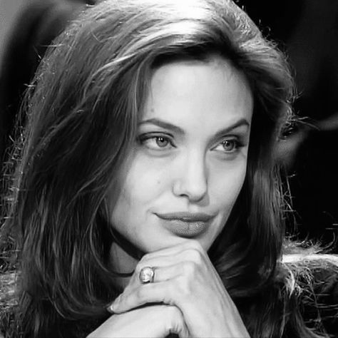 Angelina Jolie Dark Feminine, Angelina Jolie Pfp, Angleina Jolie, Angelina Jolie Young, Angelina Jolie 90s, The Law Of Assumption, Angelina Jolie Style, Brad Pitt And Angelina Jolie, 90s Actors