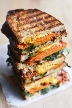 Vegan Balsamic Sweet Potato Grilled Cheese Sandwich - The Colorful Kitchen Potato Grilled Cheese, Balsamic Sweet Potatoes, Vegan Sandwich Recipes, Grilled Sandwiches, Vegan Grilling, Vegan Sandwiches, Grilled Potatoes, Vegetarian Sandwich, Sandwich Ideas