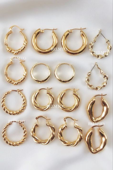 Golden Hoops, Accessories Style, Jewelry Accessories Ideas, Pamper Yourself, Dope Jewelry, Jewelry Essentials, Classy Jewelry, Jewelry Lookbook, Rings For Girls