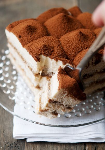 Get your tiramisu fix. No baking required for this creamy, dreamy, caffeiney, boozy, elegant dessert. Tiramisu Recipe, A Piece Of Cake, Think Food, Piece Of Cake, Italian Desserts, Yummy Sweets, Food Cakes, How Sweet Eats, Eat Dessert