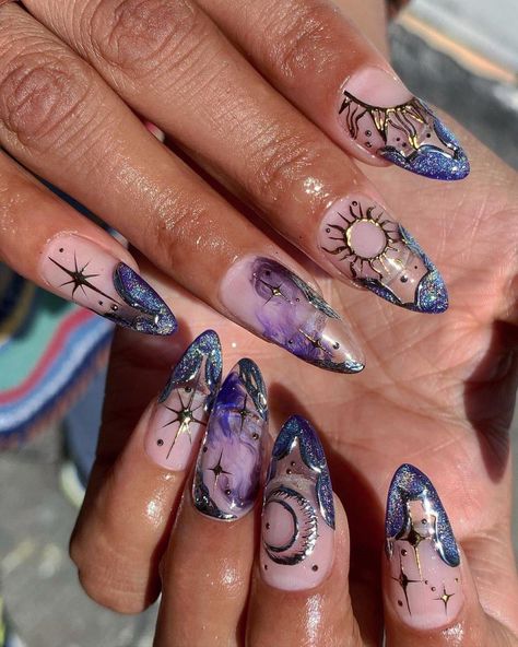 Blue Gold Nails, Halo Nails, Mystic Nails, Star Nail Designs, Boho Nails, Witchy Nails, Hippie Nails, Edgy Nails, Penteado Cabelo Curto