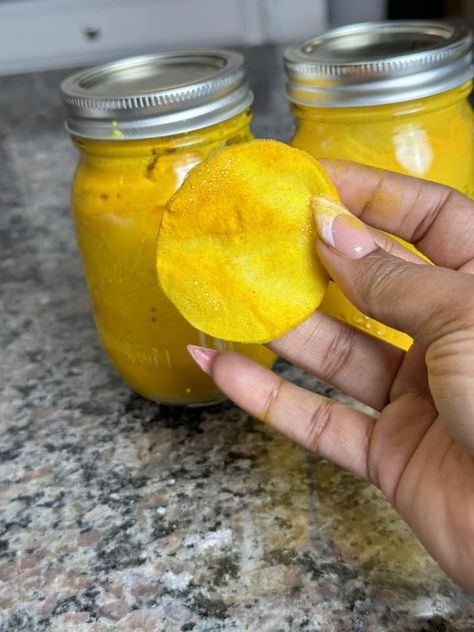 I made the viral tumeric pads! Finna... - Kimberly Nichols Tumeric Face, Turmeric Facial, Turmeric And Honey, Exfoliating Pads, Honey Face, Cleansing Pads, Loc Journey, Dessert Salads, Kojic Acid