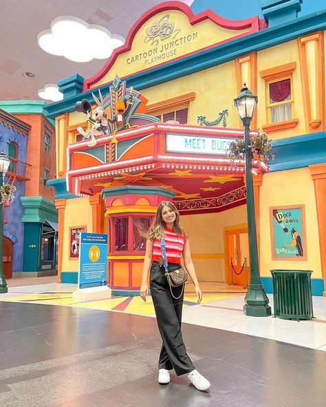 Aashna Hegde, Disneyland Outfits, Stylish Photo Pose, Daffy Duck, Saree Look, Teen Fashion Outfits, Teen Fashion, Photo Poses, Korean Fashion