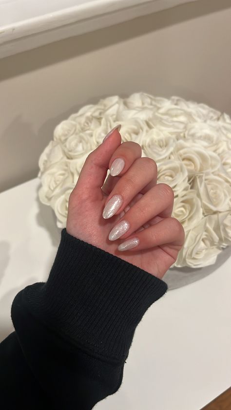 Pearl chrome glazed donut white almond nails White Glazed Donut Nails, Glazed Donut Nails, White Almond Nails, Pearl Chrome, Donut Nails, Glazed Donut, Donut Glaze, Future Wedding Plans, Nails Black