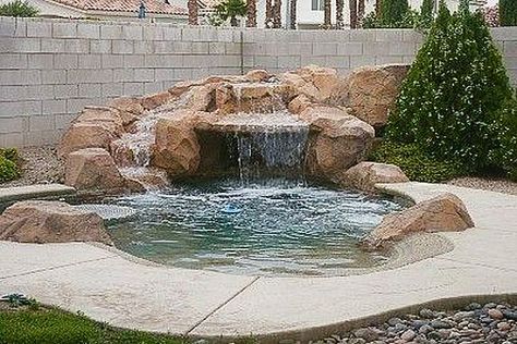 Small Yard Small Pool - 25 Tiny Pools | InTheSwim Pool Blog Spool Pool, Backyard Spa, Kleiner Pool Design, Kolam Air, Hot Tub Backyard, Backyard Beach, Small Pool Design, Backyard Water Feature, Waterfalls Backyard