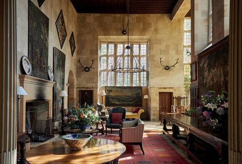 Stanway, Gloucestershire French Manor House, Old English Manor, Cotswold House, New England Farmhouse, English Houses, English Manor Houses, Secret House, Long House, Country House Interior