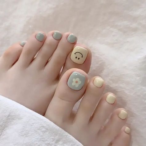 40+ Cutest Pedicure Ideas for 2024. - DrExplains Toenail Simple Designs, Nail Designs For Feet Toenails, Cute Nail Paint, Nail Toes Ideas, Simple Toenail Designs, Cute Toe Nails Designs, Cute Pedicure Ideas, Simple Pedicure Designs, Toenails Ideas