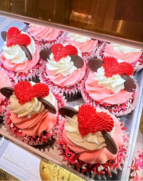 Disneyland Valentines Day, Disneyland Valentines, Pink Disneyland, Disney Valentines Day, Valentine Cupcakes, Royalty Crown, Jasmine Aladdin, Disney Valentines, Belle Beauty And The Beast