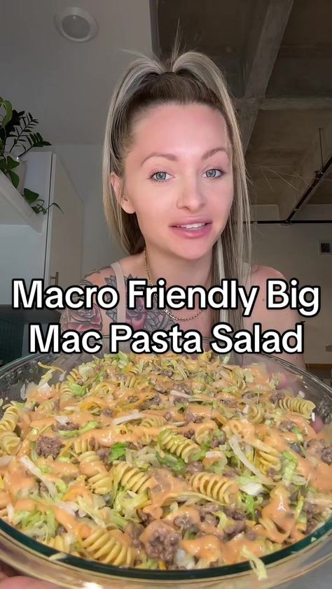 Low Cal High Protein Pasta Salad, Big Mac Pasta Salad Recipe, Macro Friendly Pasta Salad, Macro Friendly Pasta, Low Fat Pasta Salad, Big Mac Pasta Salad, Mac Pasta Salad, Big Mac Pasta, Low Calorie Pasta Salad