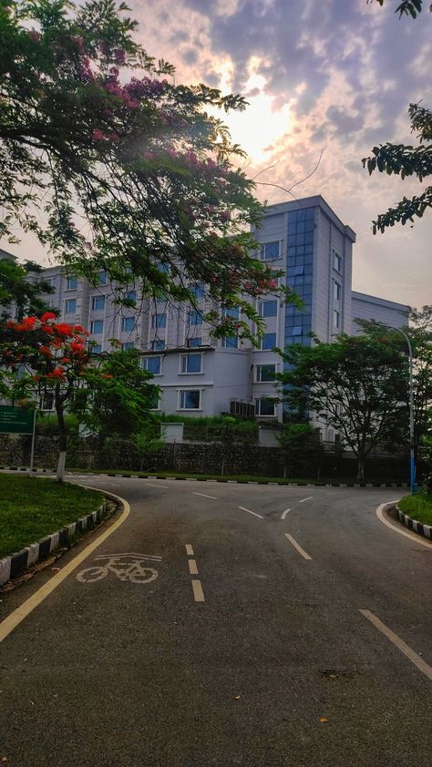 Iit Kharagpur Campus, Iit Guwahati Wallpaper, Future Iitian, Iit Wallpapers Aesthetic, Nit College, Iit Colleges, Aiims Nagpur, Iit Wallpapers, Jee Study