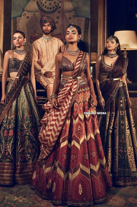 JJ Valaya - India 🇮🇳 Jj Valaya Lehenga, Nidhi Tholia, Palace Aesthetic, Drape Lehenga, Indian Palace, Jj Valaya, Desi Clothing, Nigerian Recipes, Stylish Party Dresses