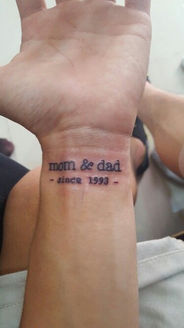 Mom And Dad Tattoos, Mom And Dad Tattoo, Mum And Dad Tattoos, Mom Dad Tattoo, Mom Dad Tattoo Designs, Parent Tattoos, Dad Tattoo, Finger Tattoo For Women, Mom Tattoo Designs