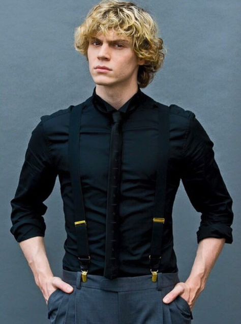 Evan Peters American Horror Story, Tate Langdon, Dream Boyfriend, Evan Peters, The Perfect Guy, American Horror Story, Pretty Men, Celebrity Crush, Gq