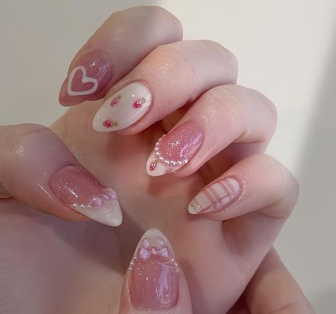 Greetings and welcome to my store. Hope you find a style you like. I only work with high-quality materials to create sturdy & long-lasting luxury press on nails that you can trust on. My nails will last for: 1- 2 days using adhesive tab (provided with the nail set) 2- 3 weeks using nail glue. You can reuse all of the nails multiple times if you take  💮 𝐒𝐢𝐳𝐞: Please follow the instruction size measurement. You can customize all the size you want ,please send your size or style all you want , Light Pink Cute Nails, Pink Bow Nails Almond, Bows On Nails Nailart, Cute Pink Nails Design Girly, Asian Nails Korea, Cute Valentines Nails Acrylic, Nails Cute Korean, Pink Nails With Designs, Pink Snowflake Nails