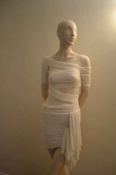 perfect dress for a chic mummy costume! Mummy Dress Costume, Mummy Inspired Fashion, Cleopatra Mummy Costume, Moon Knight Costume Diy, Mummy Costume Women Diy, Mummy Halloween Costume Women, Diy Mummy Costume For Women, Mummy Costume Diy, Mummy Costume Women