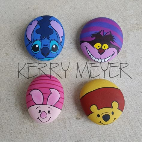 Rock Painting Small Rocks, Painted Rocks Summer Theme, Rock Painting Ideas Square Rocks, Painted Pebbles Ideas Rock Art, East Rock Painting Ideas, Small Rocks Painting, Among Us Rock Painting, Dory Rock Painting, Disney Painted Rocks Ideas