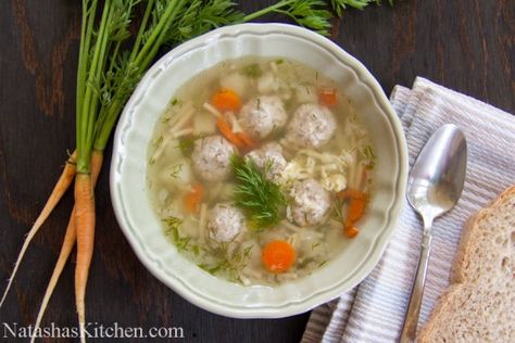 Mom's Meatball Soup Recipe Meatball Soup Recipes, How To Cook Meatballs, Meatball Soup, Ukrainian Recipes, Soup And Stew, Russian Recipes, Delicious Soup, Stew Recipes, Soup Recipe