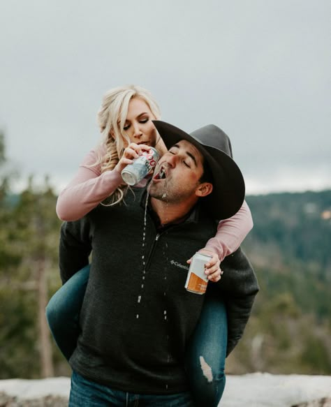 Ranch Couple, Western Poses, Western Engagement Pictures, Western Couples, Western Engagement Photos, Country Photoshoot, Country Couple Pictures, Country Engagement Pictures, Truck Pics