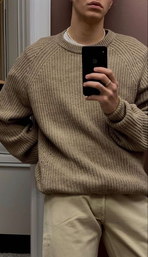 Soft Old Money Guys, Neutral Clothing Aesthetic Men, Fall Outfits Sweaters, Old Money Sweater, Brown Sweater Outfit, Monaco Outfit, Men Aesthetic Outfits, Casual Knitted Sweater, Sweater Outfits Men