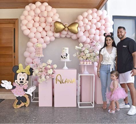 Minnie Mouse Birthday Balloons, Simple Minnie Mouse Party Decorations, Minnie Mouse Decor, Oh Twodles Balloon Arch, Boho Minnie Mouse Birthday Party Ideas, Mini Mouse Baby Shower Theme, First Birthday Babygirl Ideas, Twodooles Birthday Girl, Minnie Mouse Birthday Theme Decoration